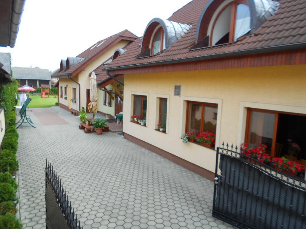 Penzion Rosnicka Liesek Trstená Exteriér fotografie